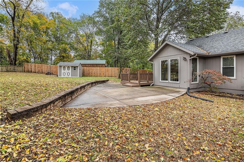 8727 N Winan Avenue — photo 23