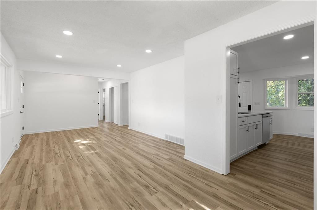 3440 E 63rd Street — photo 10