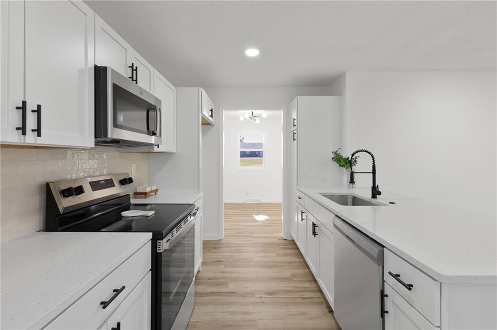 3440 E 63rd Street — photo 13