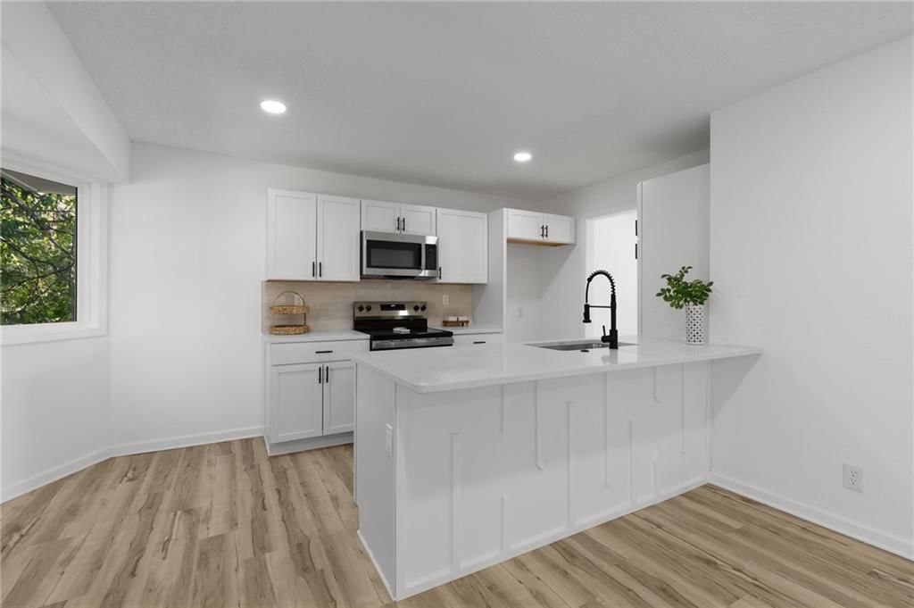 3440 E 63rd Street — photo 16