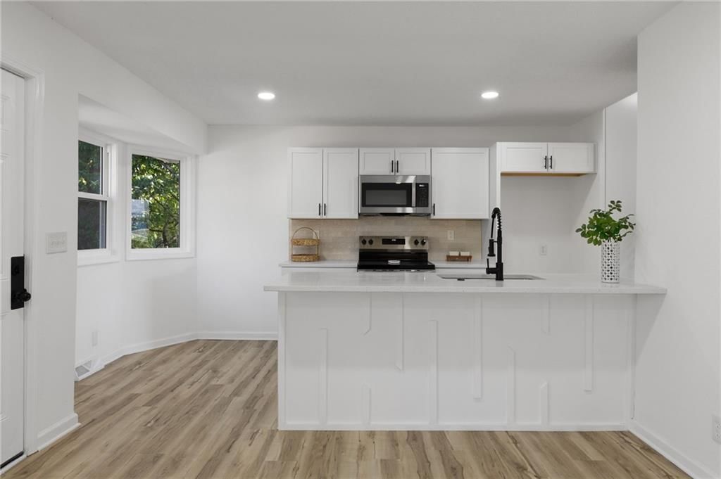 3440 E 63rd Street — photo 17