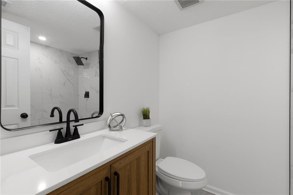 3440 E 63rd Street — photo 37