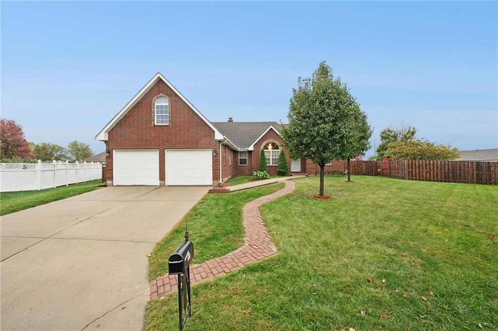 701 Mount Hope Circle — photo 1