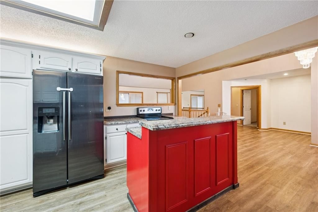 701 Mount Hope Circle — photo 3