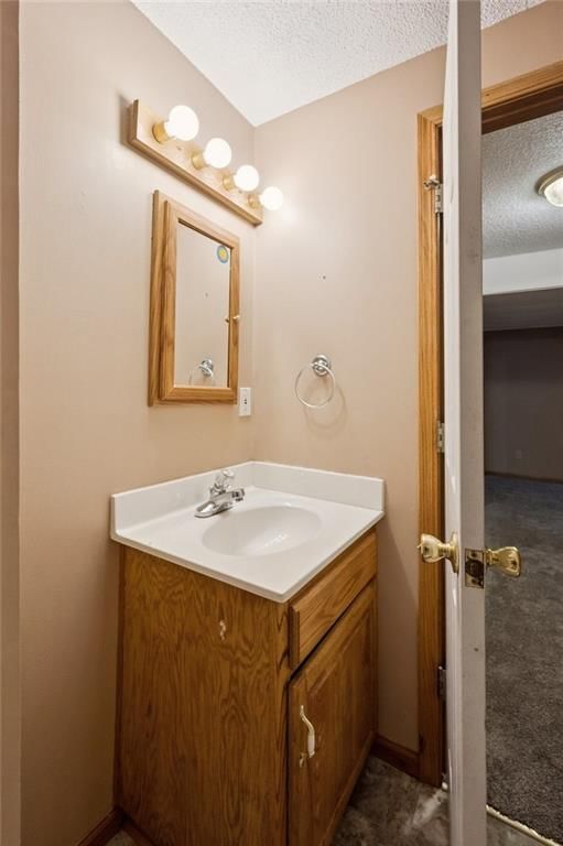 701 Mount Hope Circle — photo 27