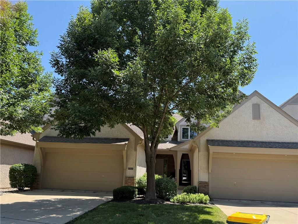 6323 W 145 Street, Overland Park, KS