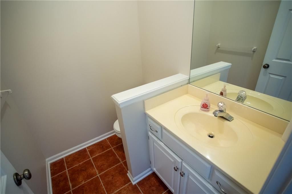 6323 W 145 Street — photo 8