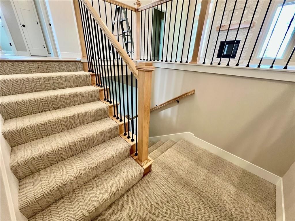 1913 Longview Drive — photo 29