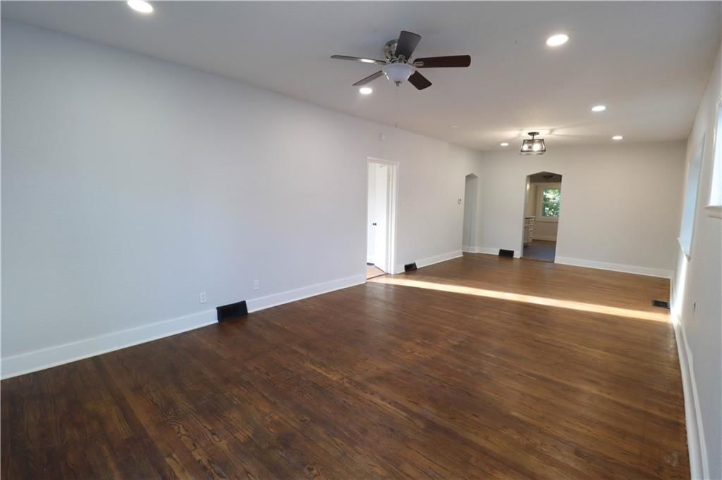 1052 Cleveland Avenue — photo 4
