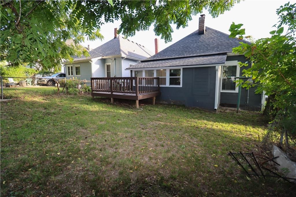 1052 Cleveland Avenue — photo 11