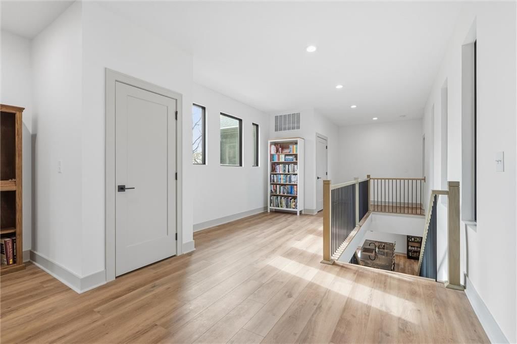 5540 N 107th Street — photo 44