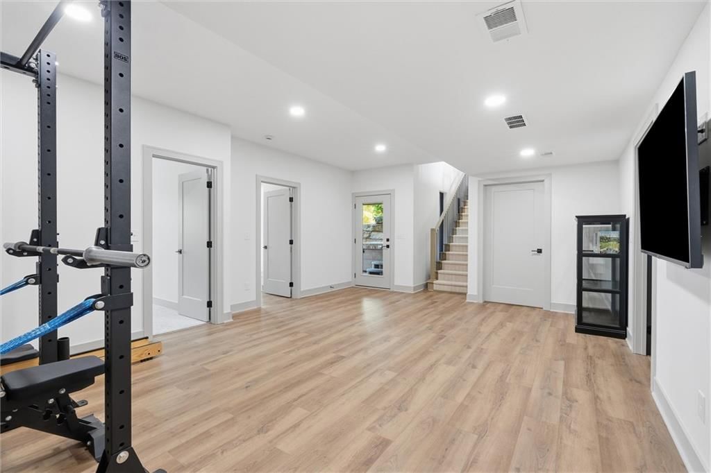 5540 N 107th Street — photo 47