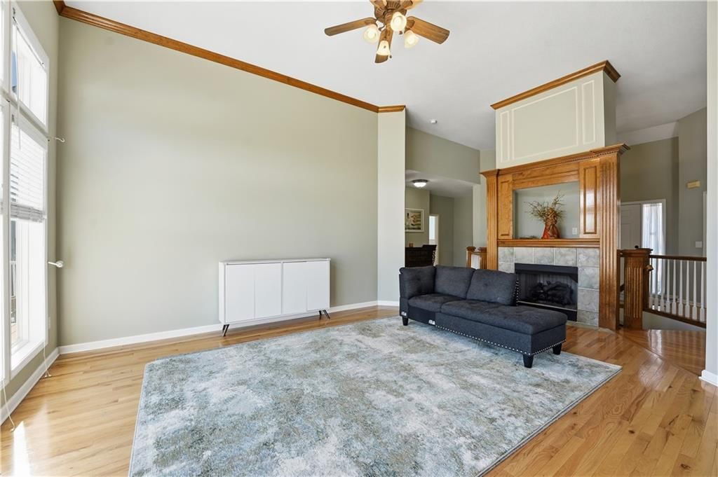 5015 Millbrook Street — photo 3