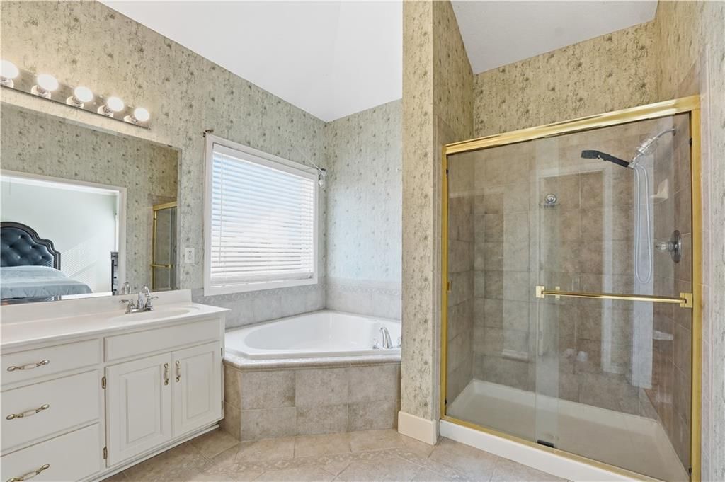 5015 Millbrook Street — photo 12