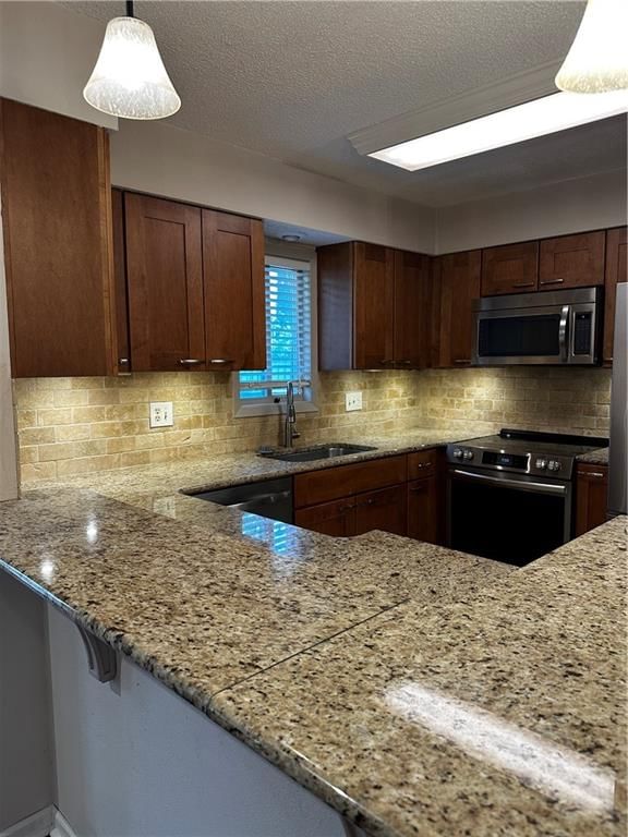 12339 Charlotte Street — photo 10