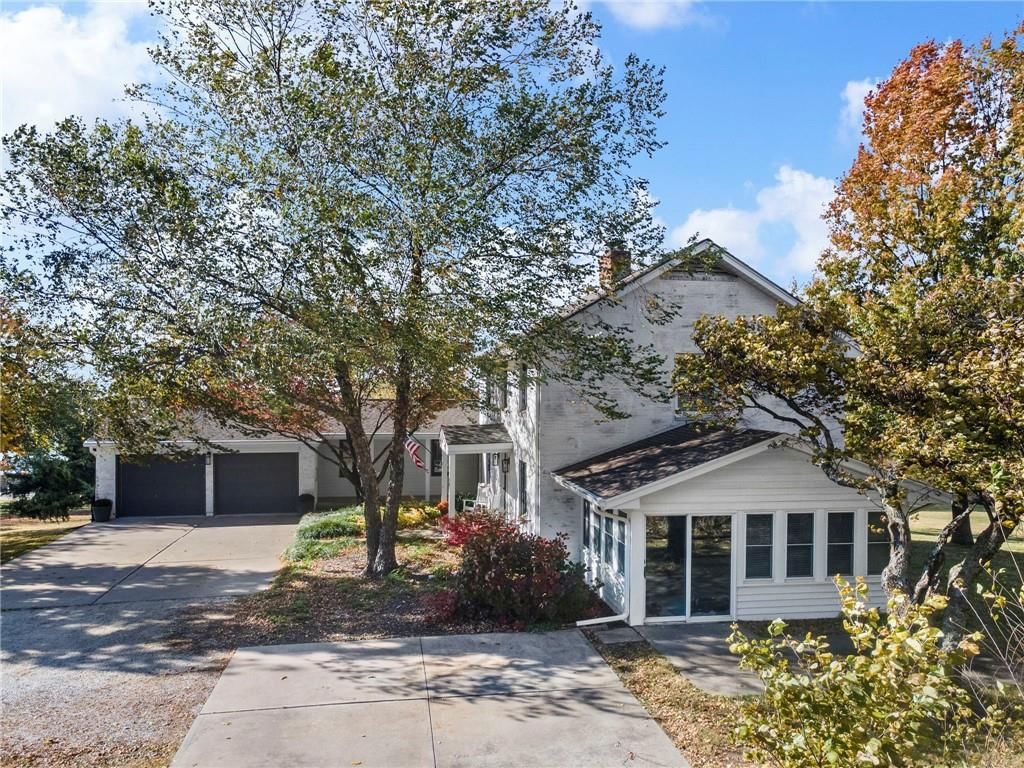 1002 E Hubach Hill Road — photo 5