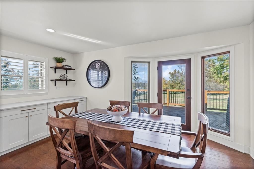 1002 E Hubach Hill Road — photo 11