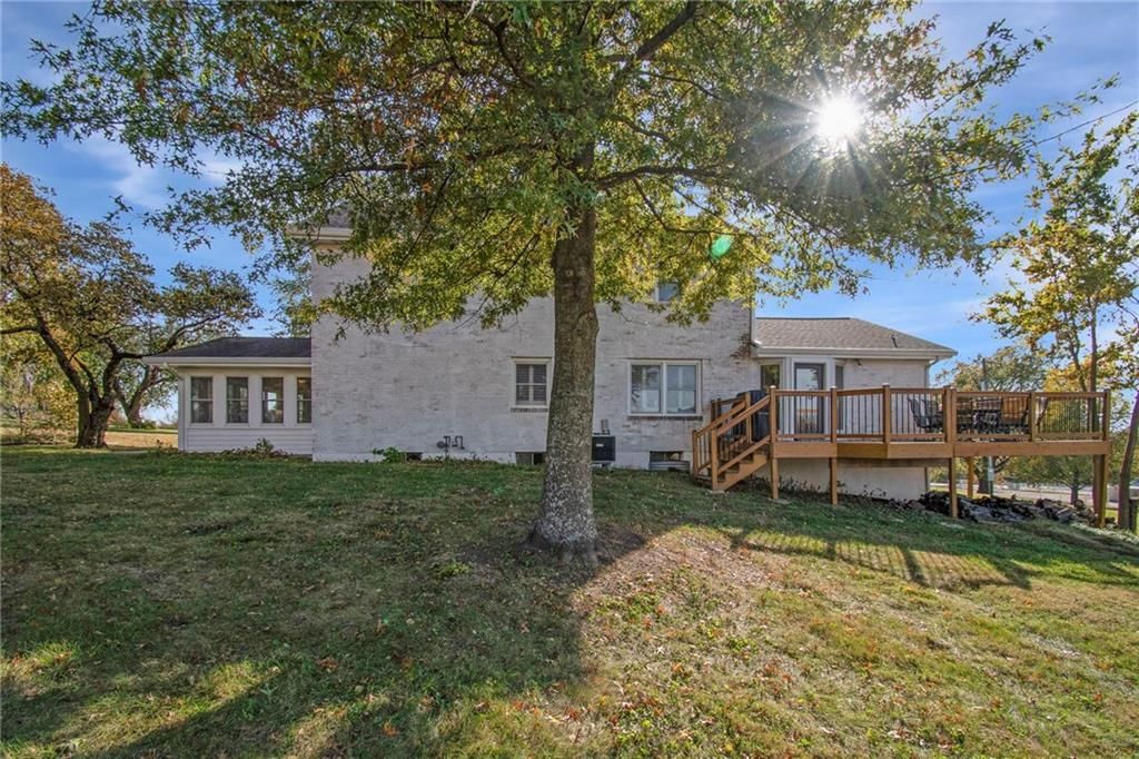 1002 E Hubach Hill Road — photo 37