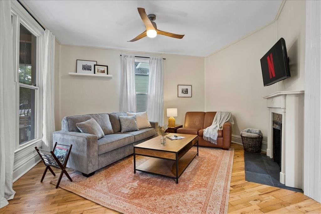 Photo 6 of 24 - 3137 Mcgee Street