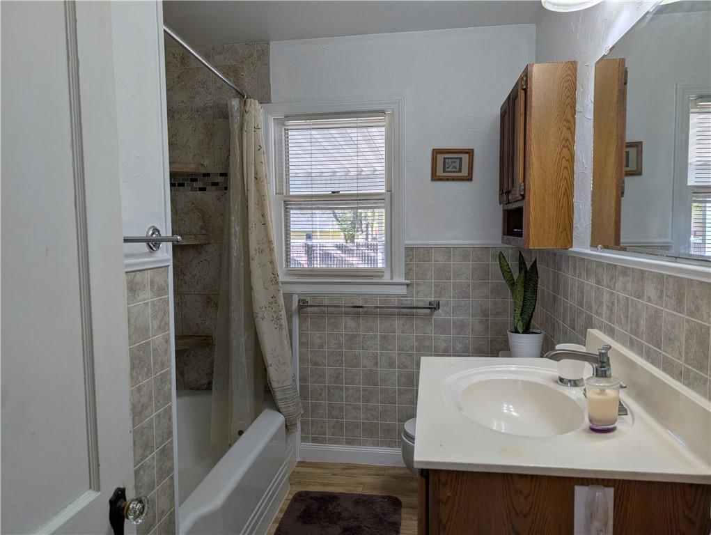 212 N Main Street — photo 17