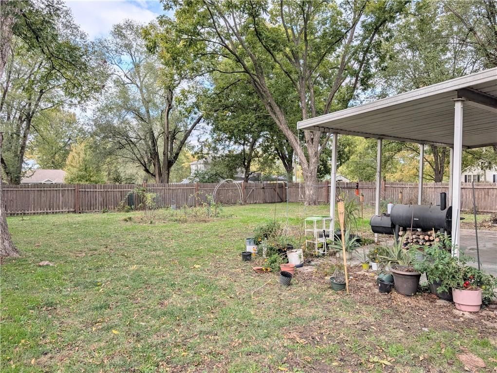 212 N Main Street — photo 25
