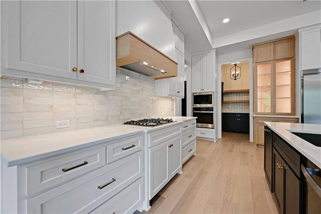 15269 W 162nd Street — photo 17