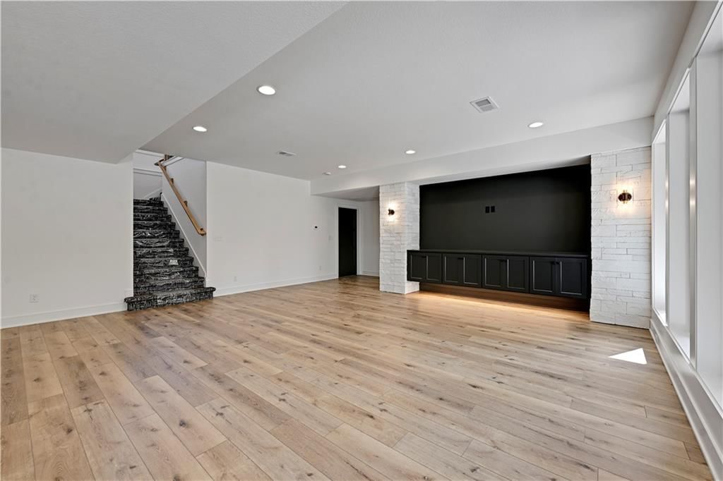 15269 W 162nd Street — photo 37