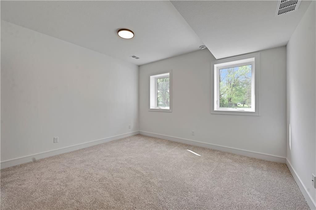 15269 W 162nd Street — photo 40