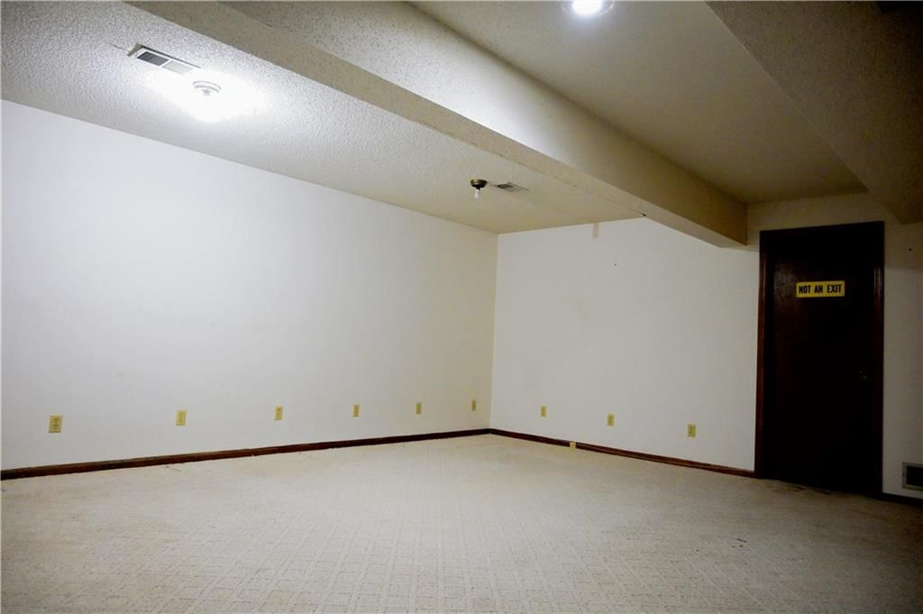 4123 Lloyd Street — photo 25