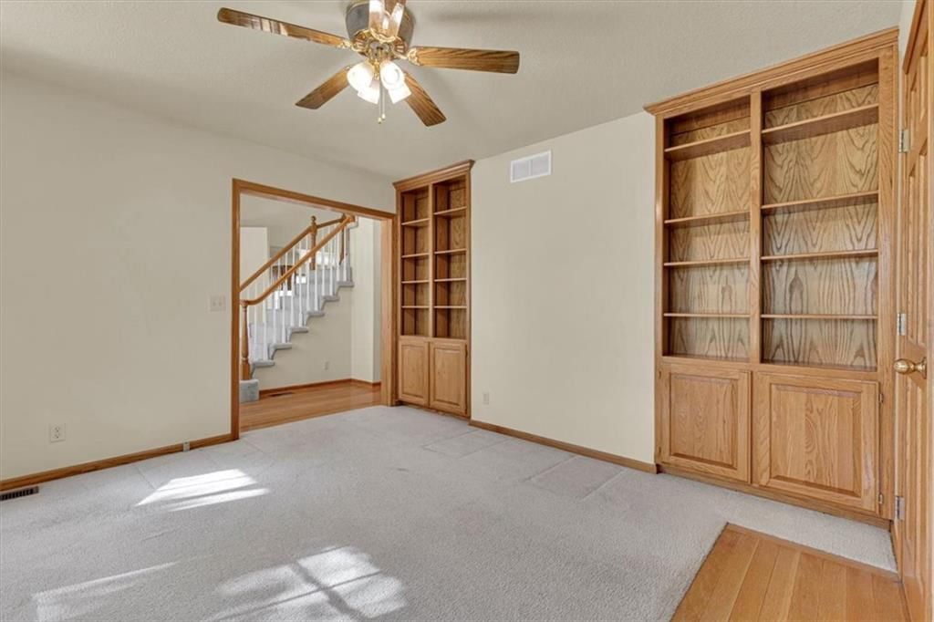 5650 SE W Highway — photo 30