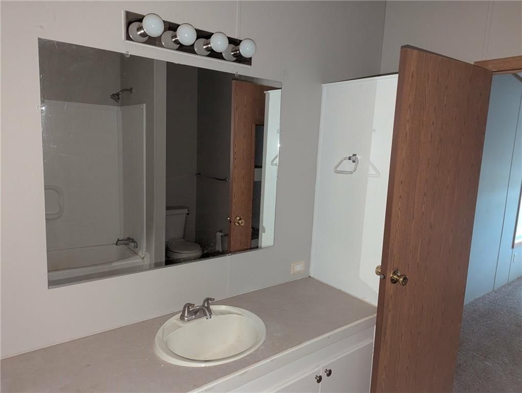 7529 Beach Drive — photo 9