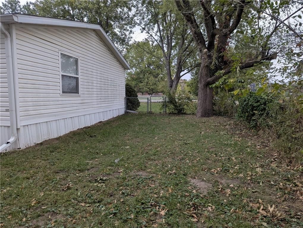 7529 Beach Drive — photo 21