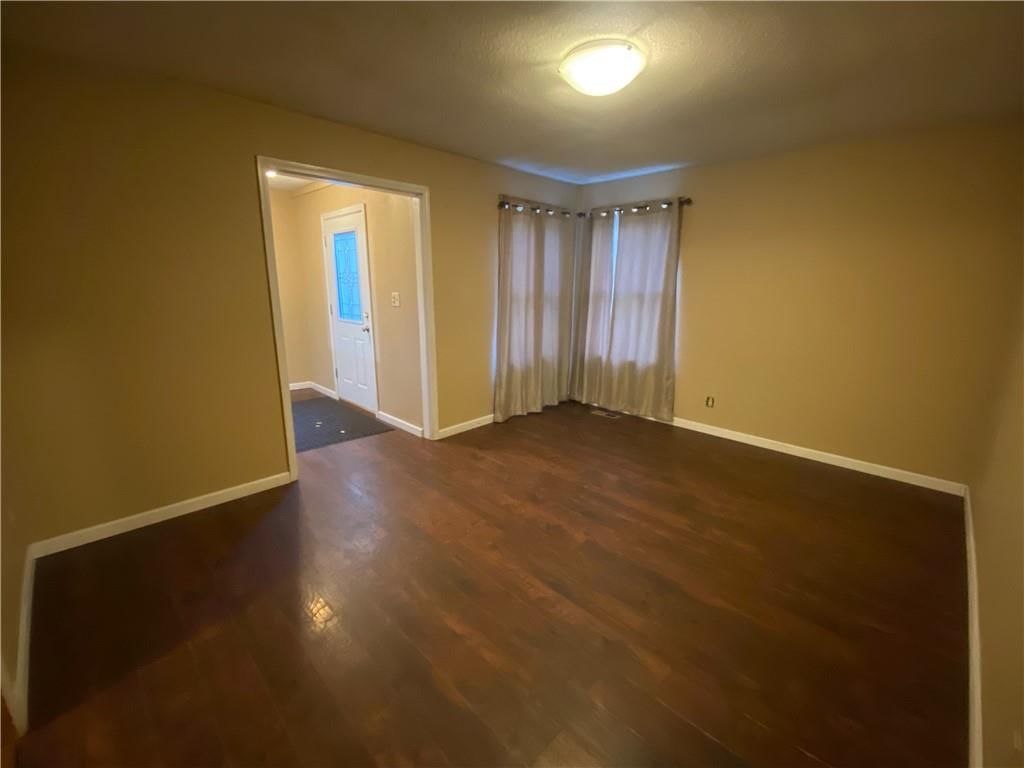 2224 woodend Avenue — photo 6