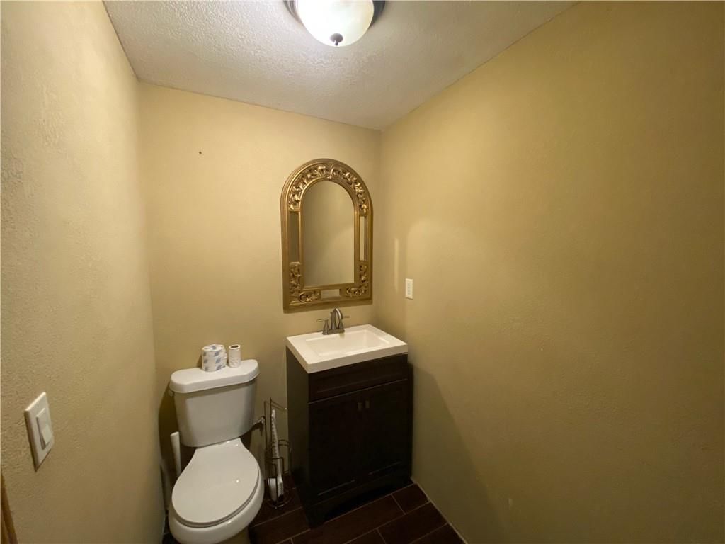 2224 woodend Avenue — photo 14