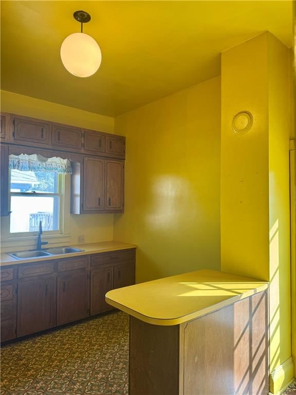 1011 Kickapoo Street — photo 11
