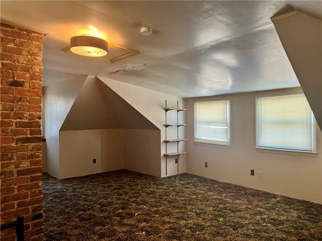 1011 Kickapoo Street — photo 18