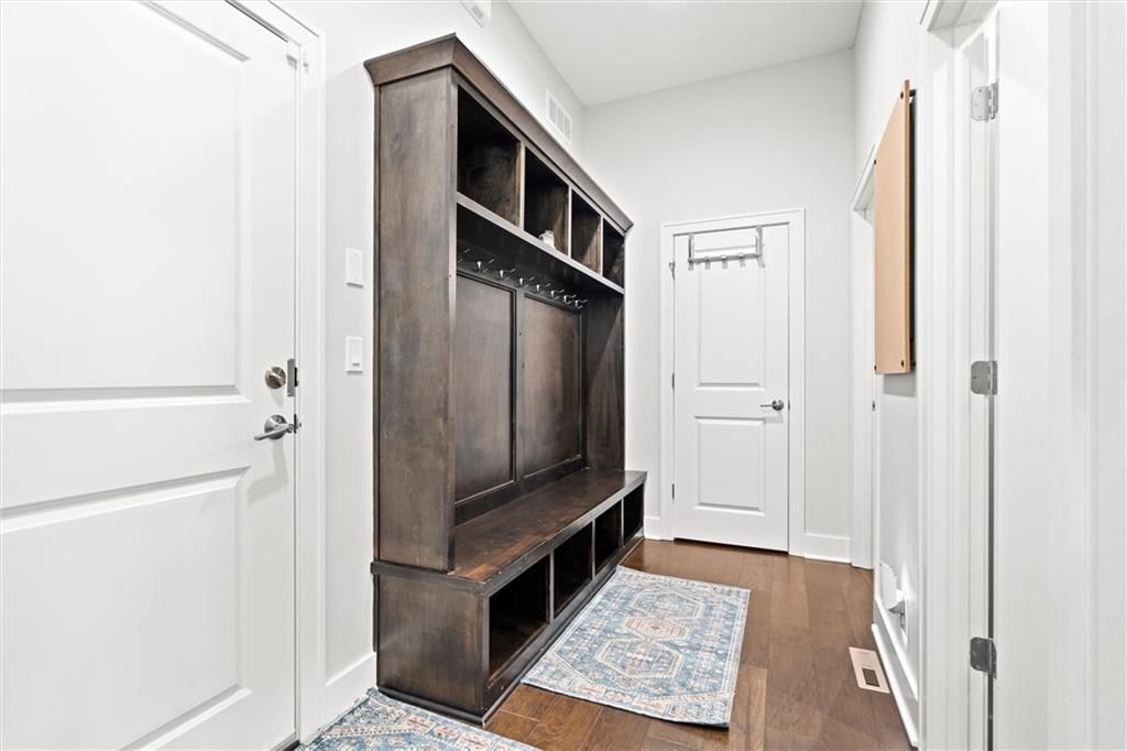 6820 Marion Street — photo 21