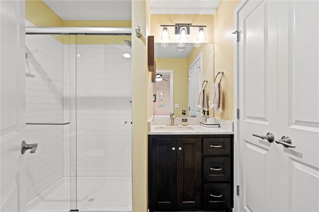 6820 Marion Street — photo 36