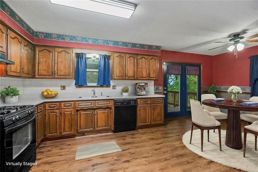 5928 Sewell Avenue — photo 7