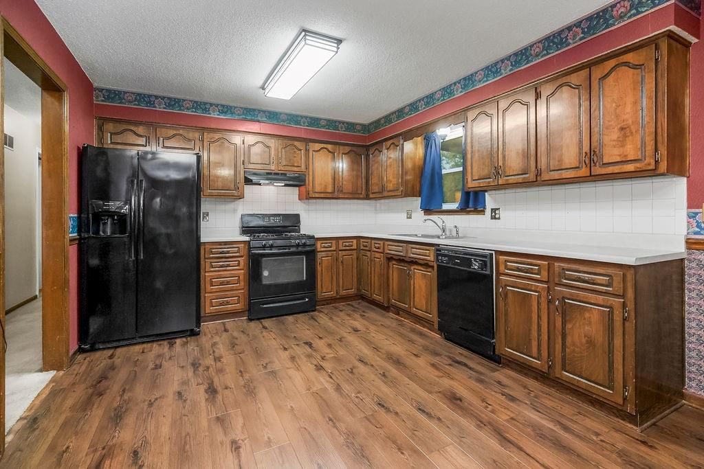 5928 Sewell Avenue — photo 8
