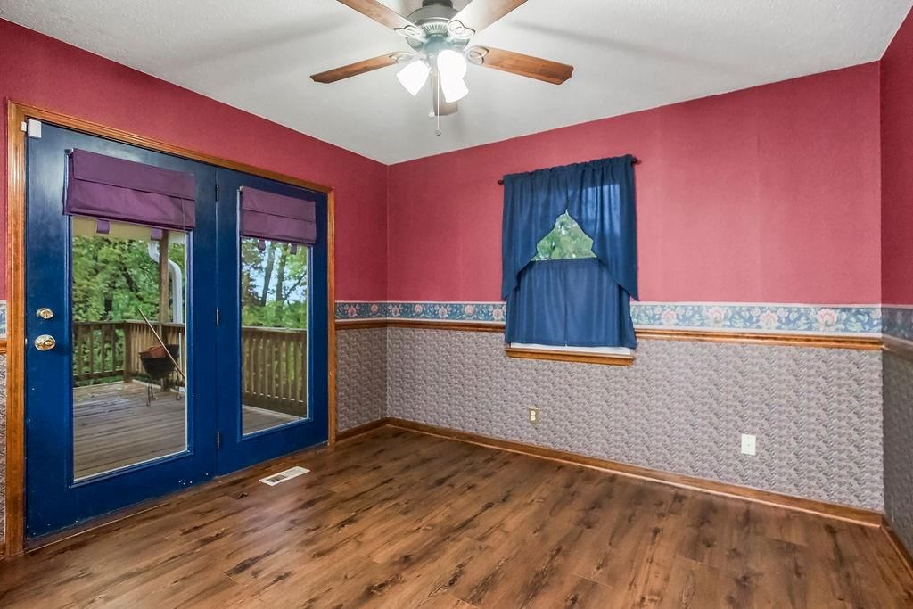 5928 Sewell Avenue — photo 11