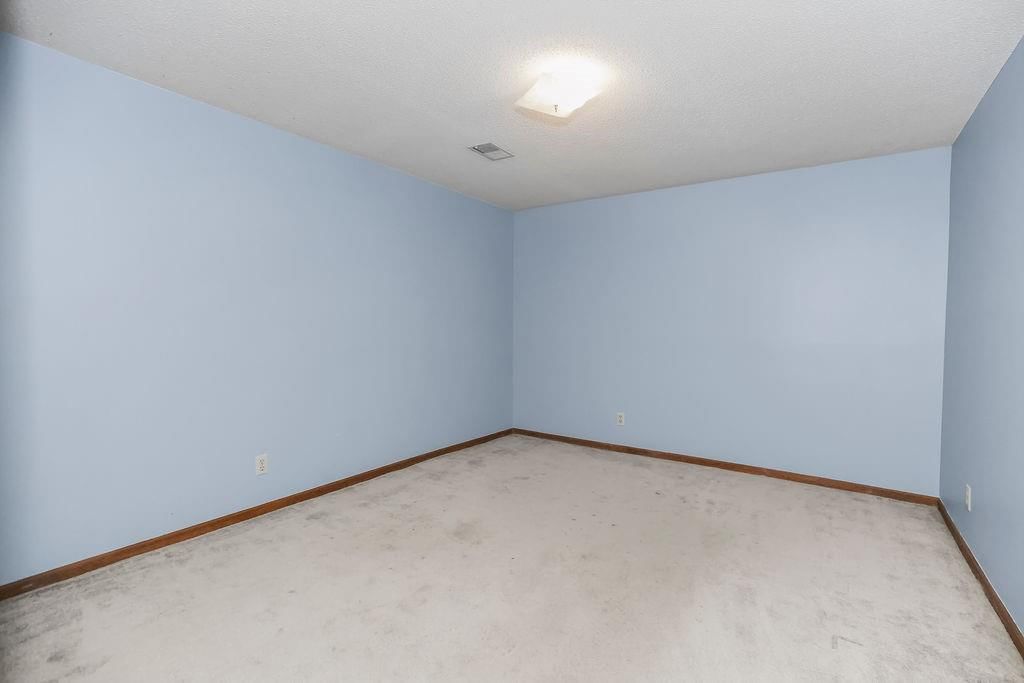 5928 Sewell Avenue — photo 21