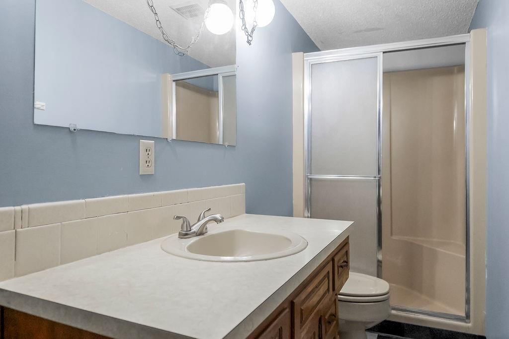 5928 Sewell Avenue — photo 22
