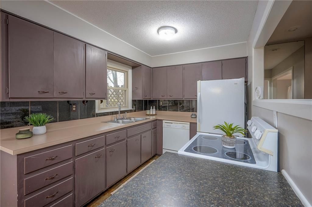 3550 W 151st Street — photo 13