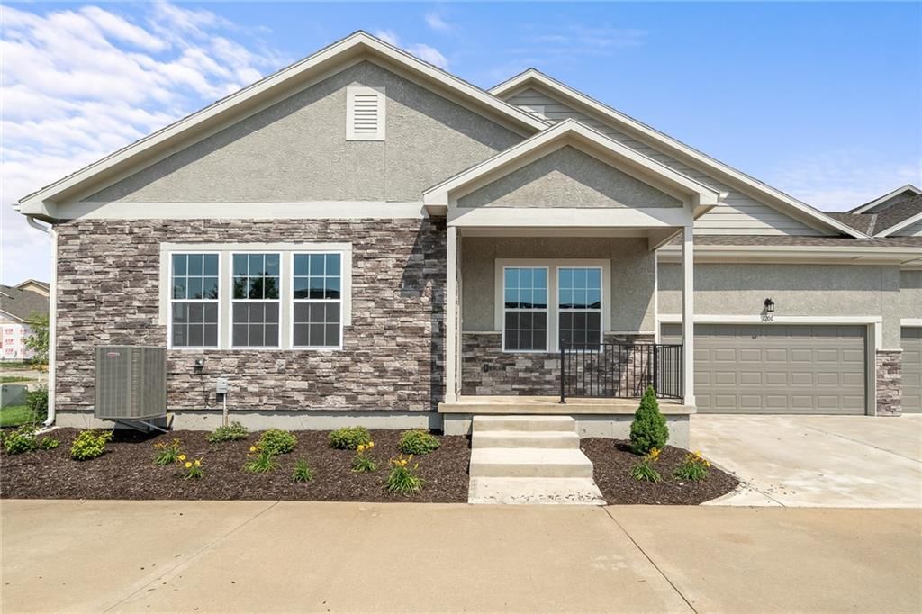 11921 S Tallgrass Drive — photo 3