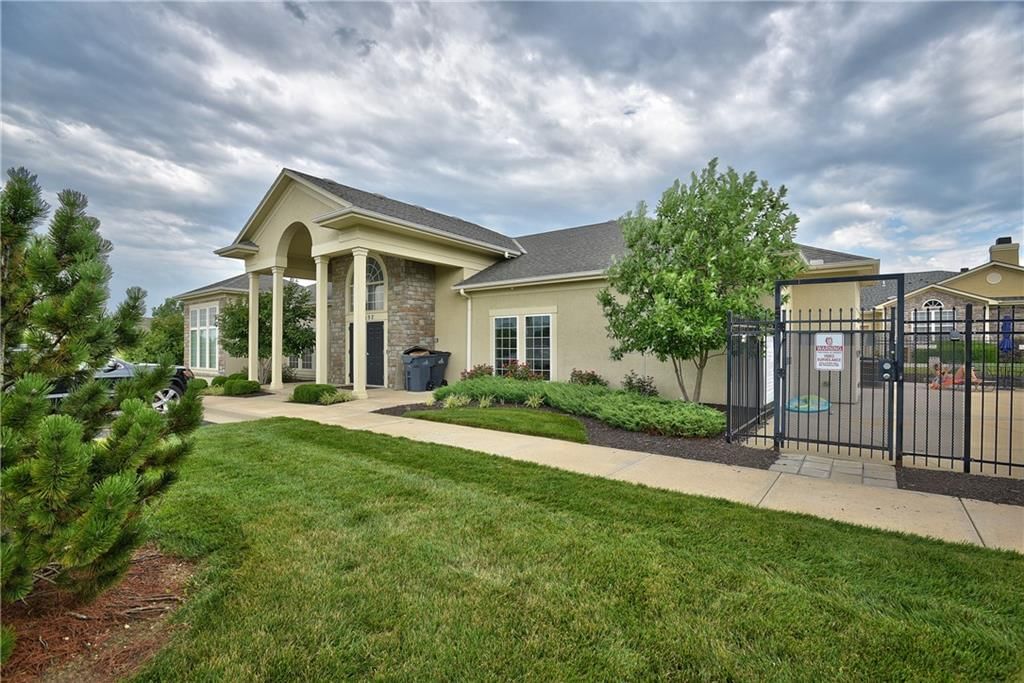 11921 S Tallgrass Drive — photo 47