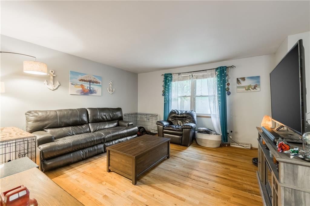 Photo 8 of 24 - 5632 N Potter Avenue