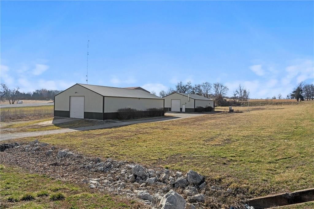 27219 S State Route 2 Highway — photo 2
