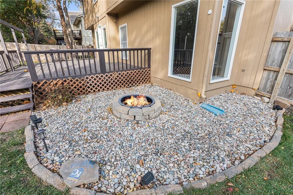 15856 Glenwood Avenue — photo 27