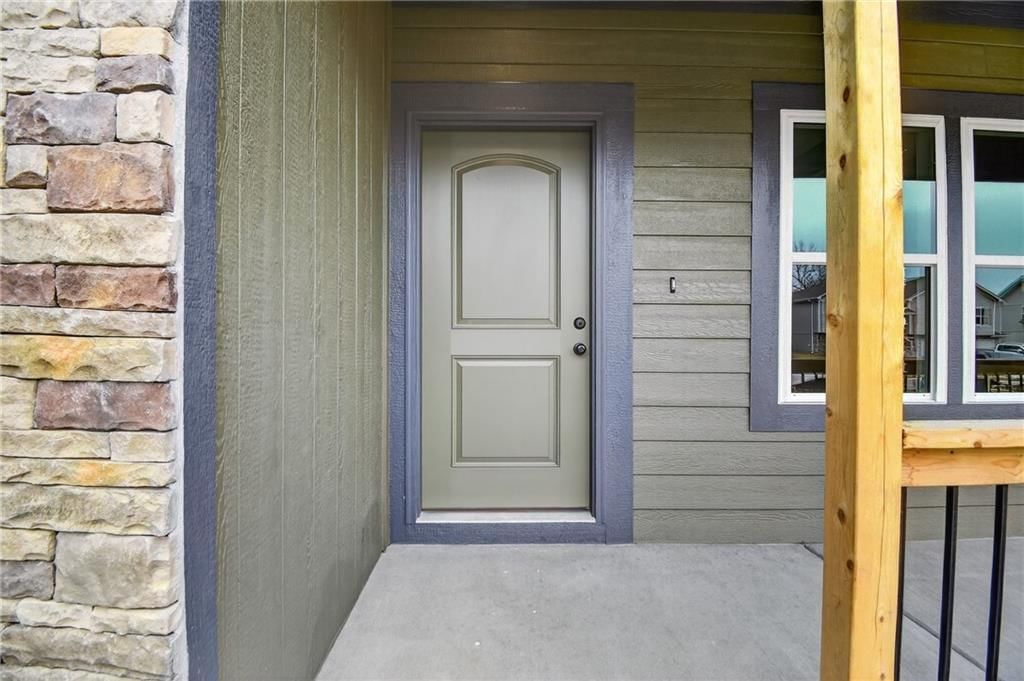 1313 N Holland Drive — photo 5